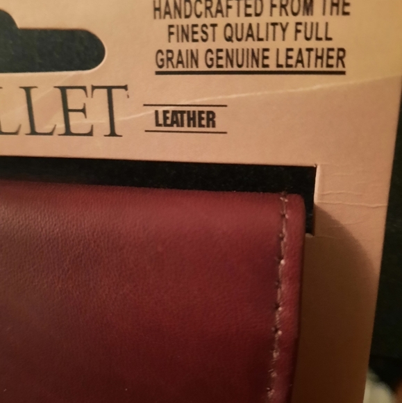 True Gear Leather Wallet - Picture 6 of 7